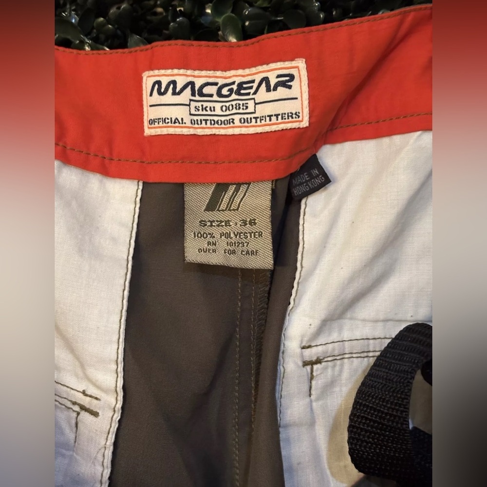 Vintage Macgear Sku 0085 Outdoor Lightweight Cargo Shorts Green Orange 36 - Picture 3 of 4
